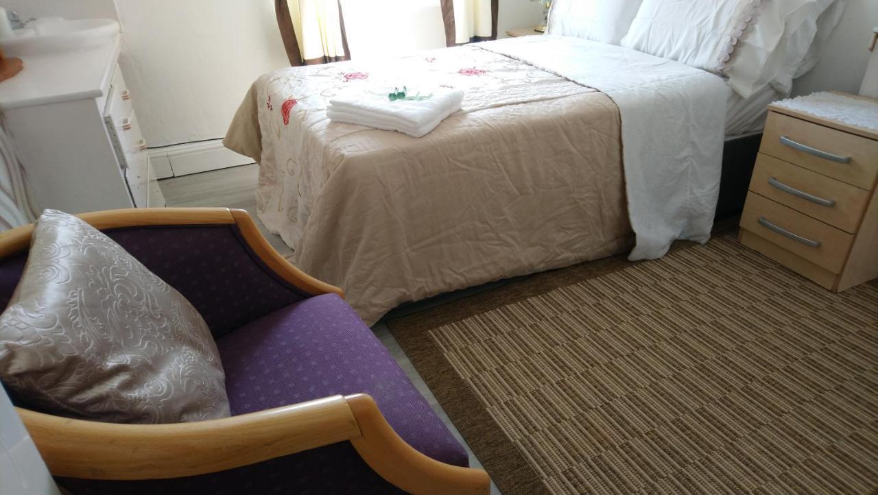 בלקפול Renovated 4-Bed Home - Sleeps 9 - Parking - Spa מראה חיצוני תמונה